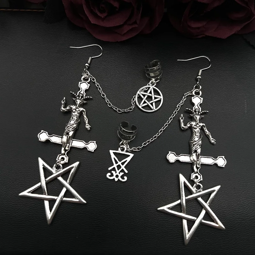 Pendiente gótico de Metal negro con cadena y Ear Cuff, brujería satánica, oculto Lucifer, diablo, cruz invertida, Baphomet