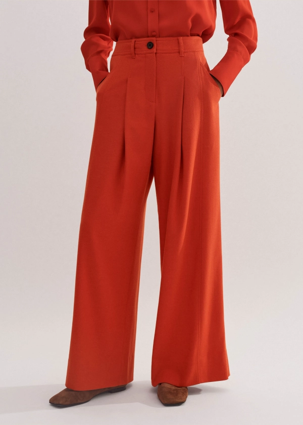 Short-Length Wide-Leg Pleat Front Trouser