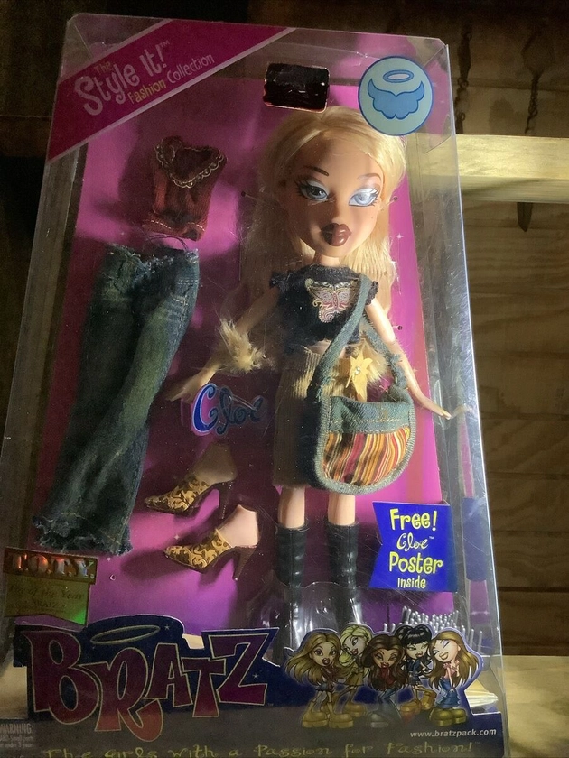 MGA Bratz Style It! Rare 2003 CLOE Fashion Doll Clothes Purse Shoes New In Box