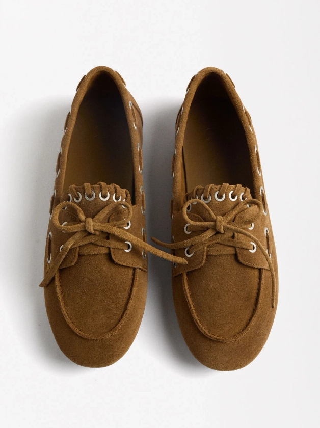 Suede Leather Loafers With Studs Camel | Parfois