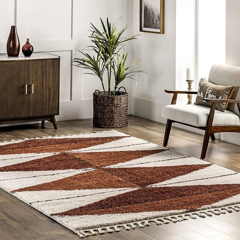 nuLOOM Kali Geometric 5x8 Shag Area Rug for Living Room Bedroom Dining Room Nursery Kitchen, Rust/Ivory