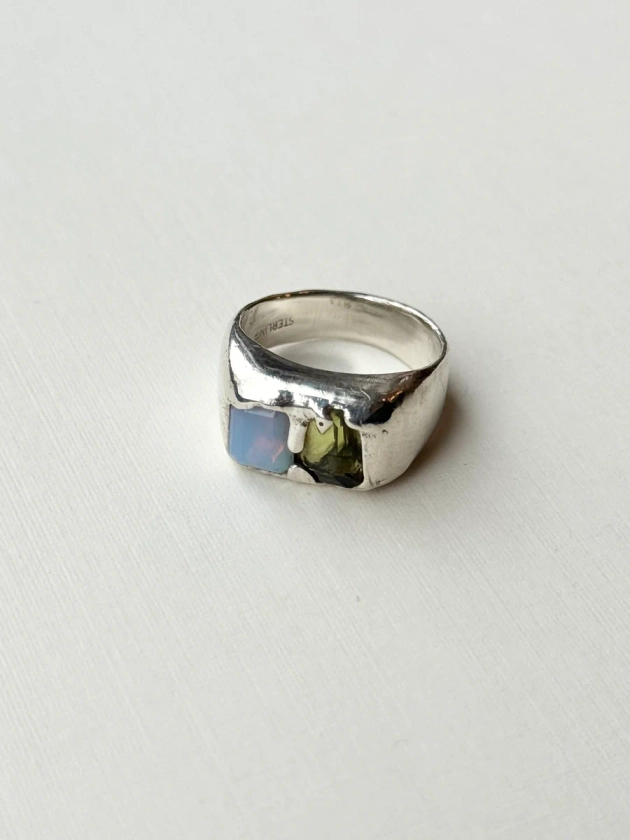 Lauren Landa - Peridot + Milky Sapphire Signet Ring