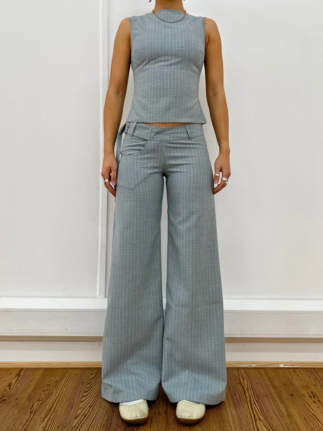 the roman trouser in blue check