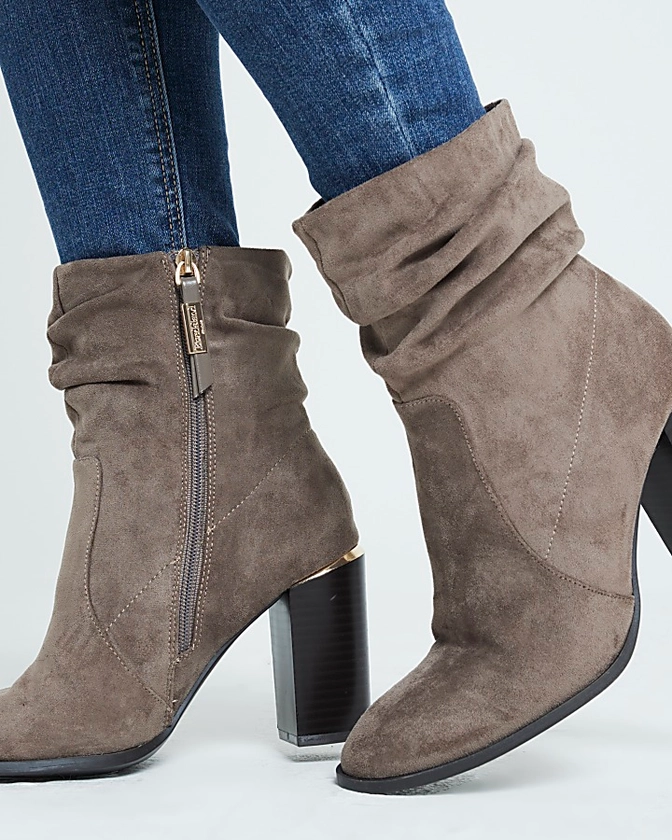 Grey wide fit slouched heeled ankle boots | River Island