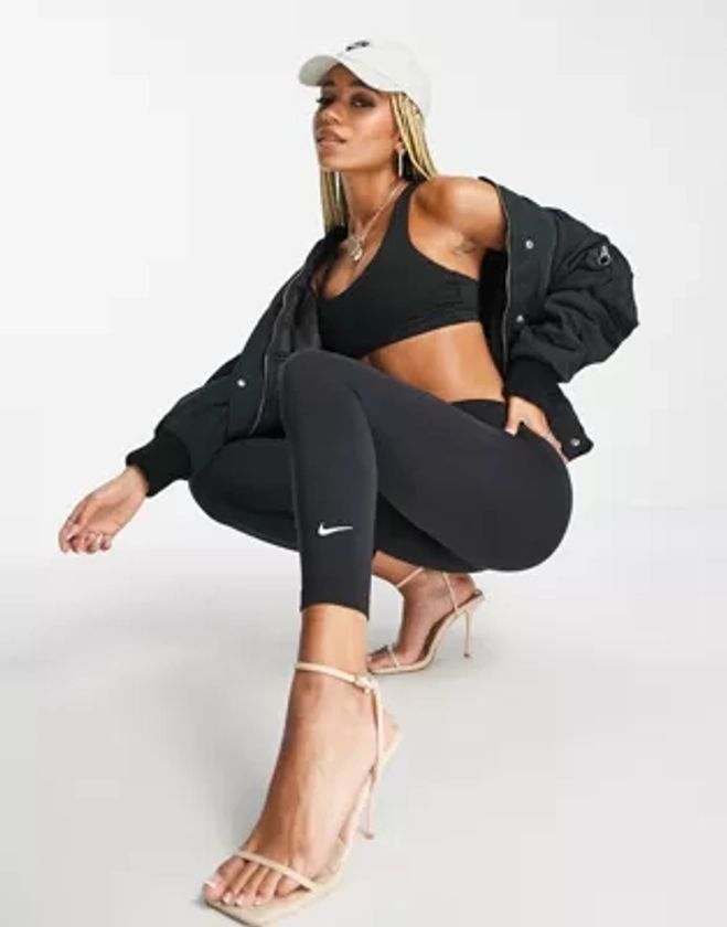 Nike - Essentials - Legging taille mi-haute - Noir | ASOS
