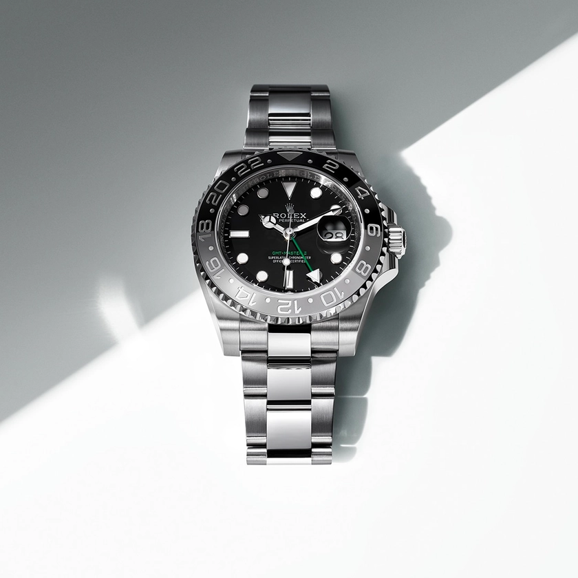 Rolex GMT-Master II - In connection with the world | Rolex®