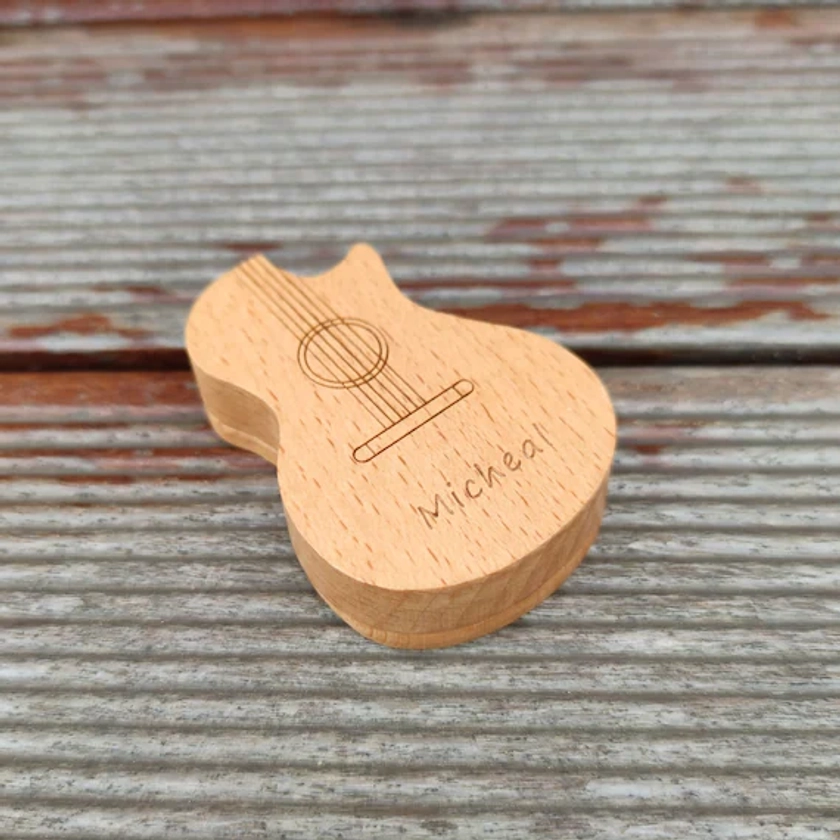 Personalized Guitar Pick Box, Engraved Wood Pick Case, Custom Plectrum Holder, Musician Valentines Day Gift Wooden Box for Gurtar Player - Etsy UK