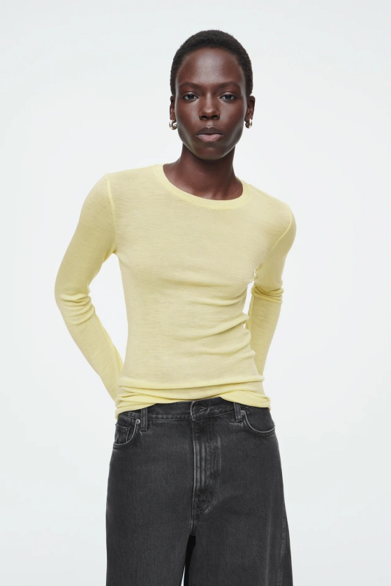 CREW-NECK MERINO WOOL TOP - Ronde hals - Lange mouwen - LIGHT YELLOW - DAMES | H&M NL