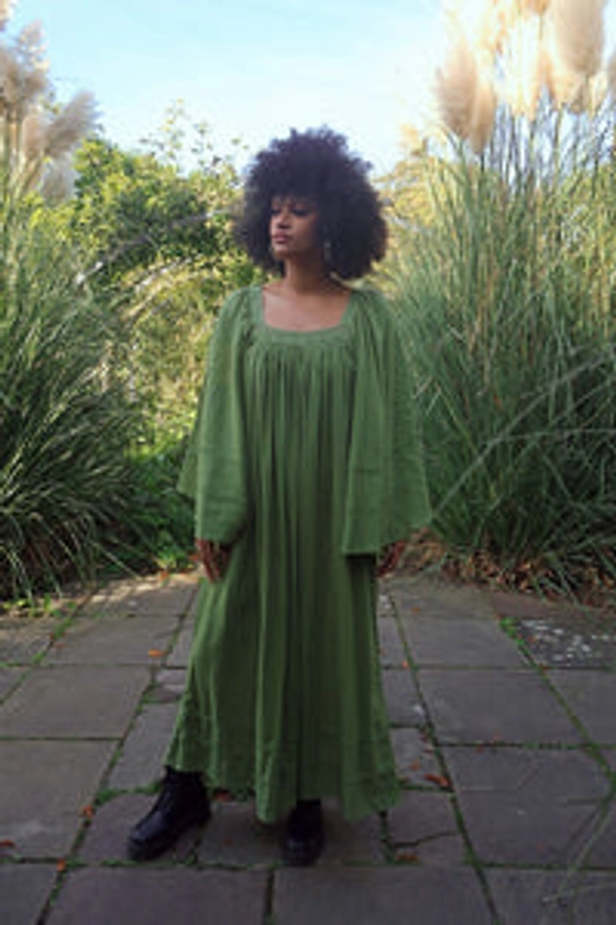 Raven Maxi Dress in Pixie Green