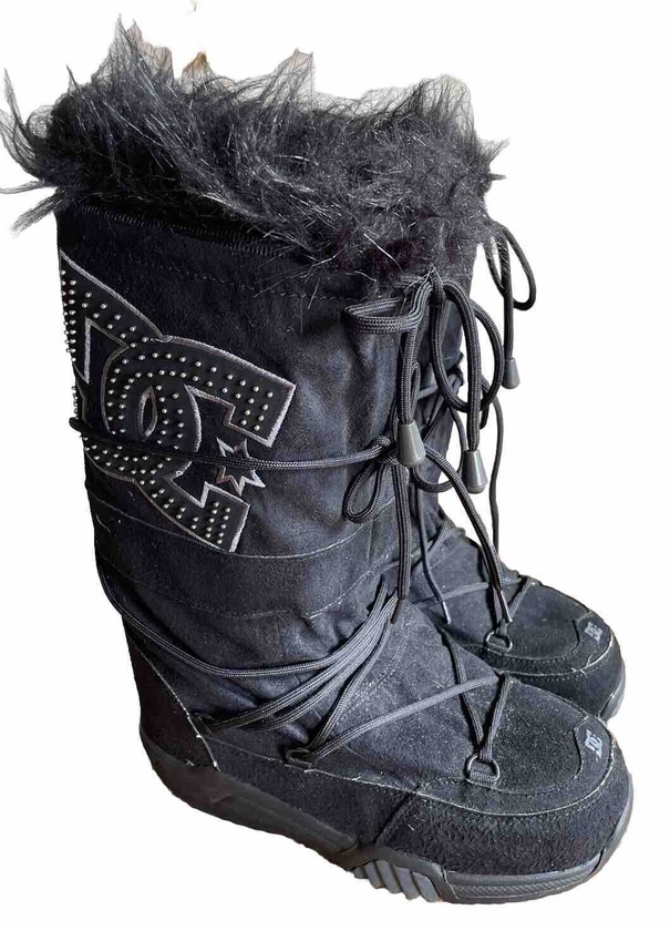 DC Chalet Suede J Black Fur Trim Rhinestone Snow Boots Y2K McBling UK 6 U.S. 8