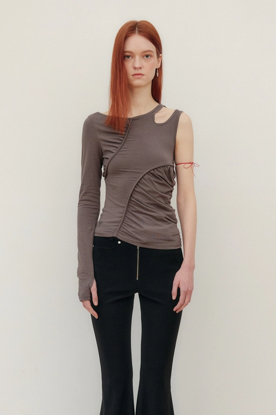 SHIRRING ONE SHOULDER TOP - MOCHA GRAY