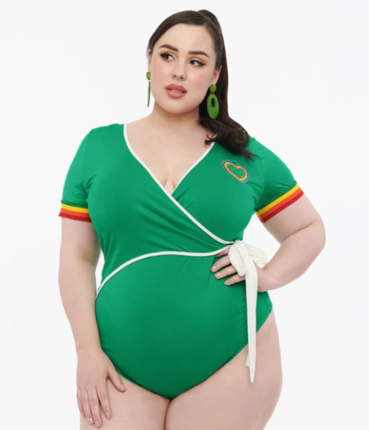 Unique Vintage Plus Size 1970s Green & Rainbow Heart Surplice Bodysuit