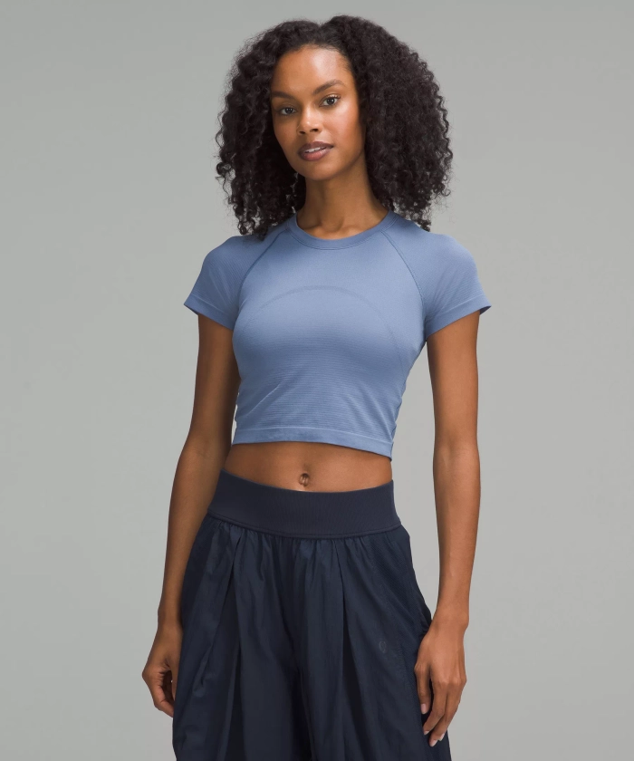 Swiftly Tech Cropped Short-Sleeve Shirt 2.0