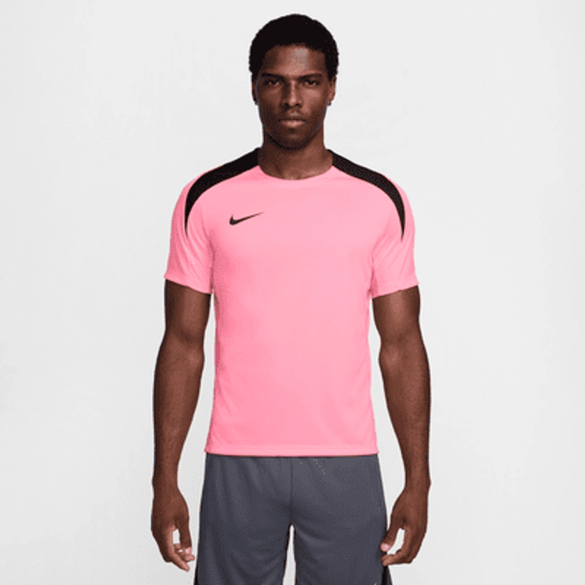 Haut de foot à manches courtes Dri-FIT Nike Strike pour homme