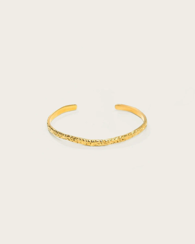 Gold Textured Bangle| En Route Jewelry | En Route Jewelry