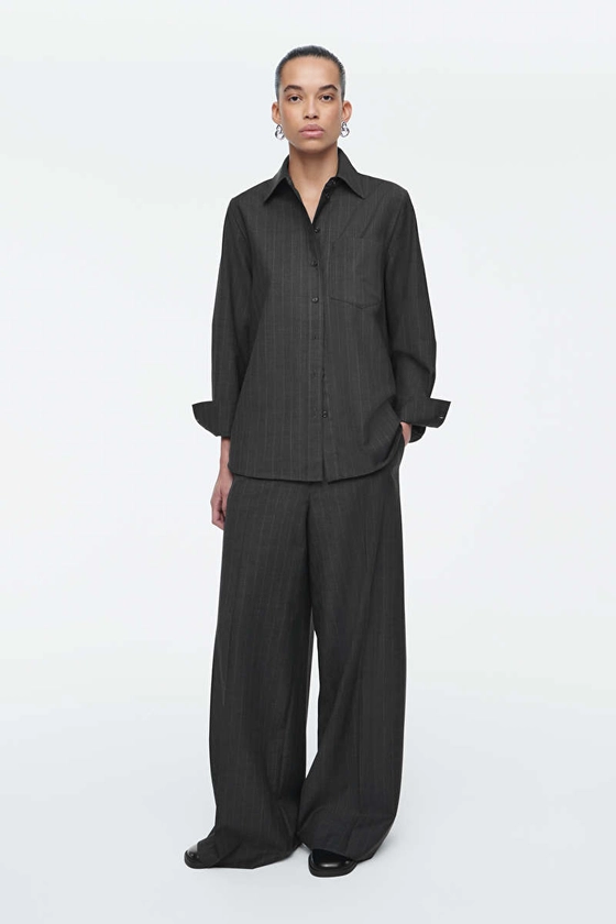 RELAXED PINSTRIPED WOOL SHIRT - DARK GREY / PINSTRIPED - COS