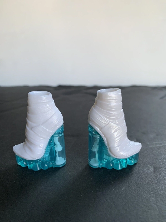 Monster High Bride of Frankenstein Fabulous Heels Shoes