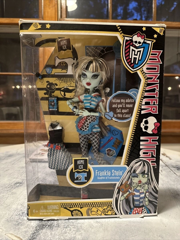 Original Frankie Stein Home Ick Monster High Doll