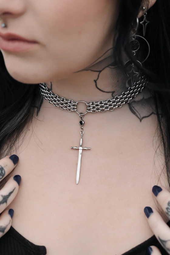 Valiant Warrior Choker