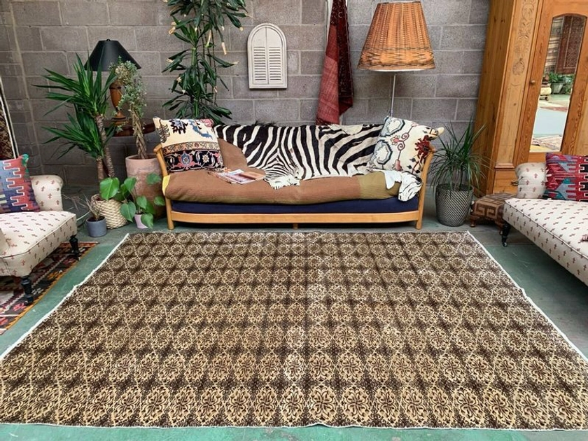 Vintage Turkish Rug 272x200 Cm, Tribal Wool Carpet Large | Vinterior