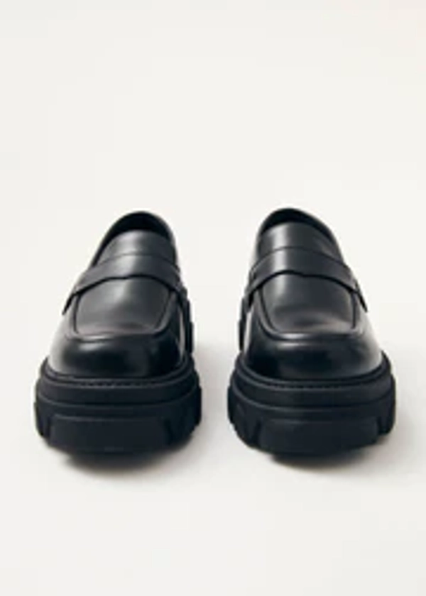 Trailblazer Black Leather Loafers