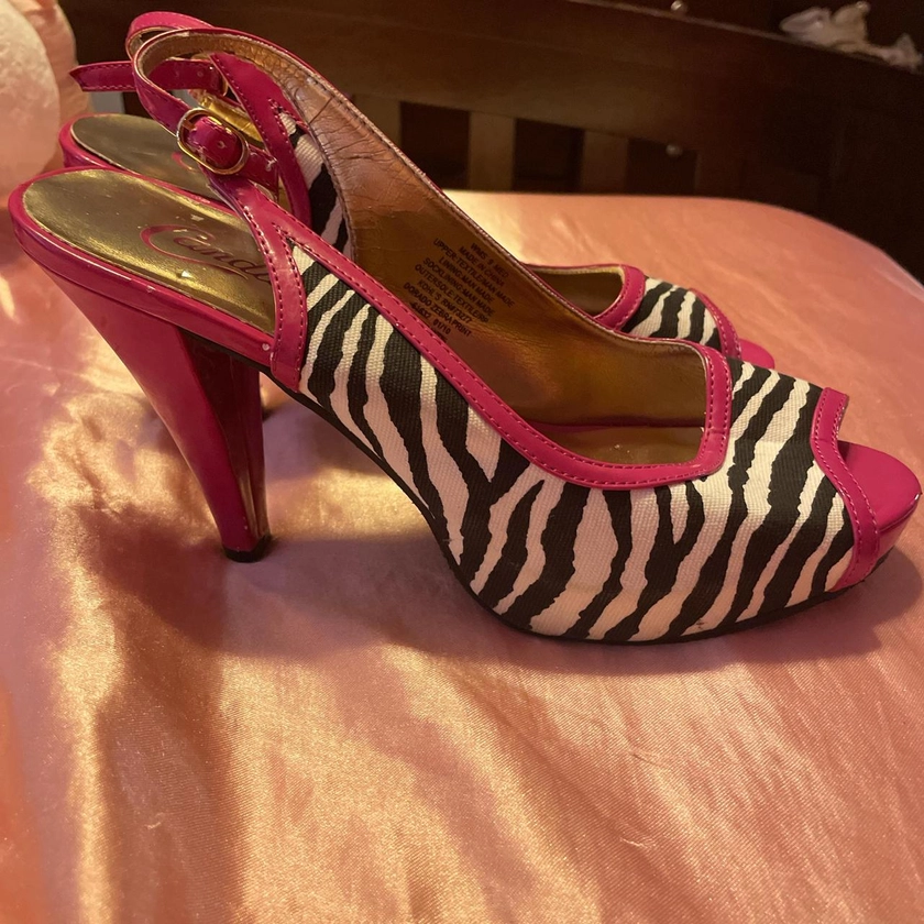 size 9 candies brand zebra print heels with pink!...