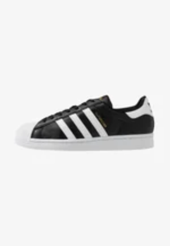 adidas Originals SUPERSTAR VEGAN - Joggesko - core black/footwear white/gold metallic/svart - Zalando.no