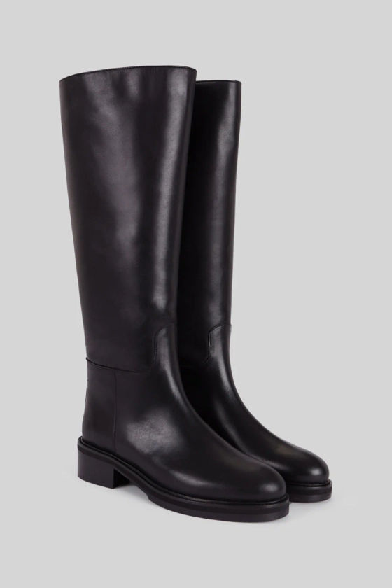 LEATHER RIDING BOOTS