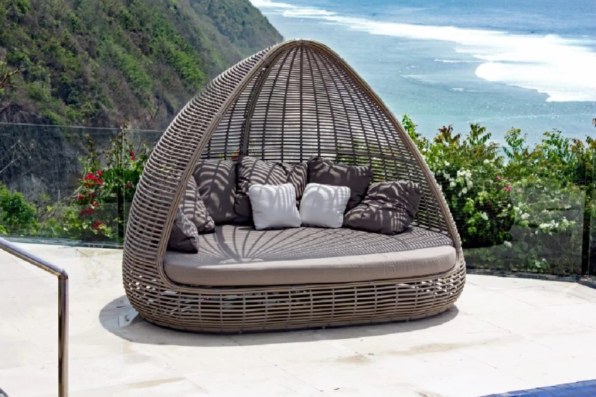 &#39;Shade&#39; Luxury Daybed By Skyline Design