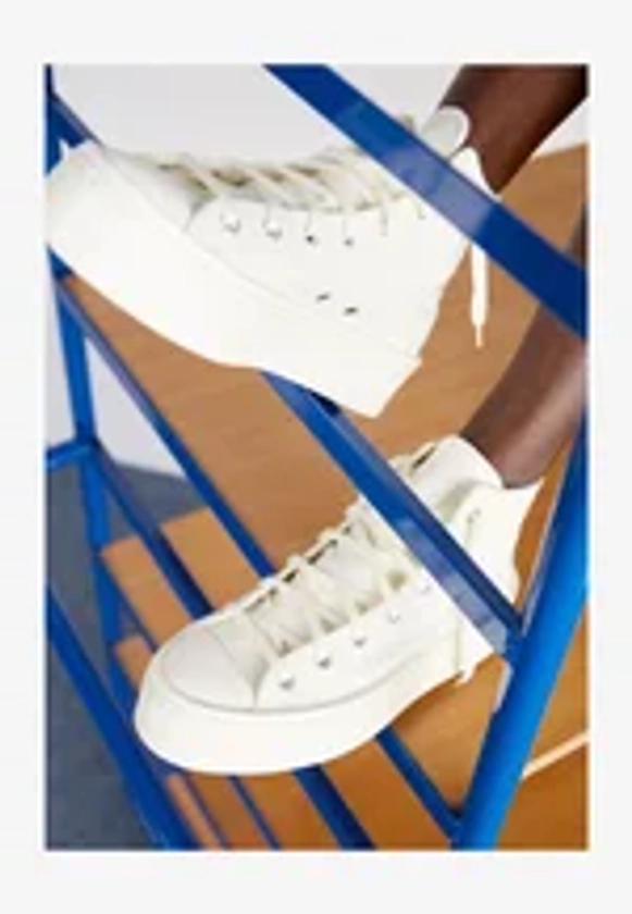 Converse CHUCK TAYLOR ALL STAR MODERN LIFT PLATFORM - Baskets montantes - off white/écru - ZALANDO.FR