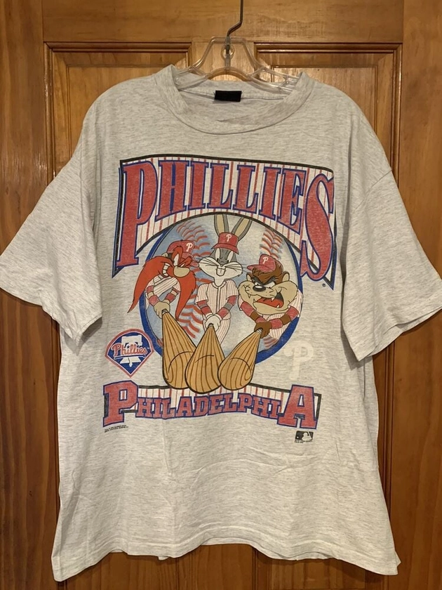 Vintage Changes 1993 Philadelphia Phillies Looney Tunes T Shirt