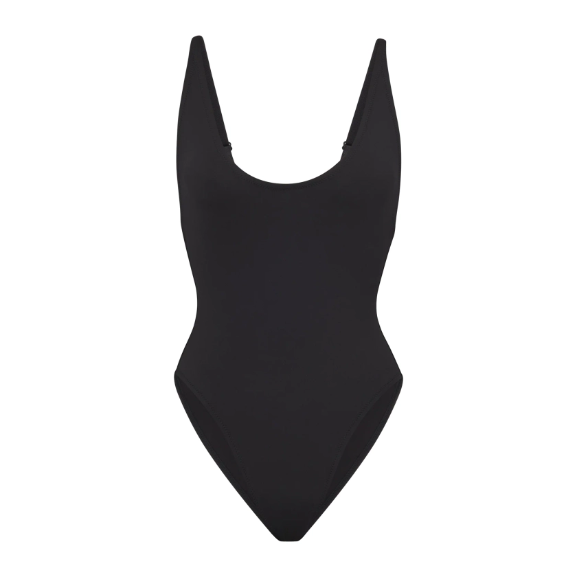 SIGNATURE SWIM SCOOP NECK ONE PIECE | ONYX