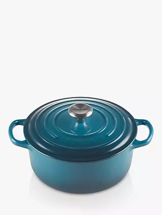 Le Creuset Signature Cast Iron Round Casserole