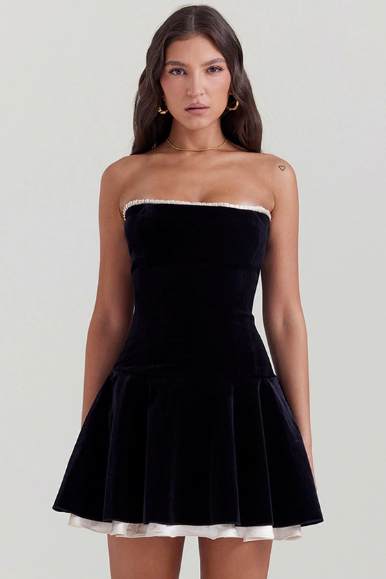 Velvet Strapless Lace Up Corset A-Line Pleated Mini Dresses-Black