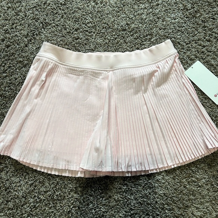 Lululemon pleated skirt