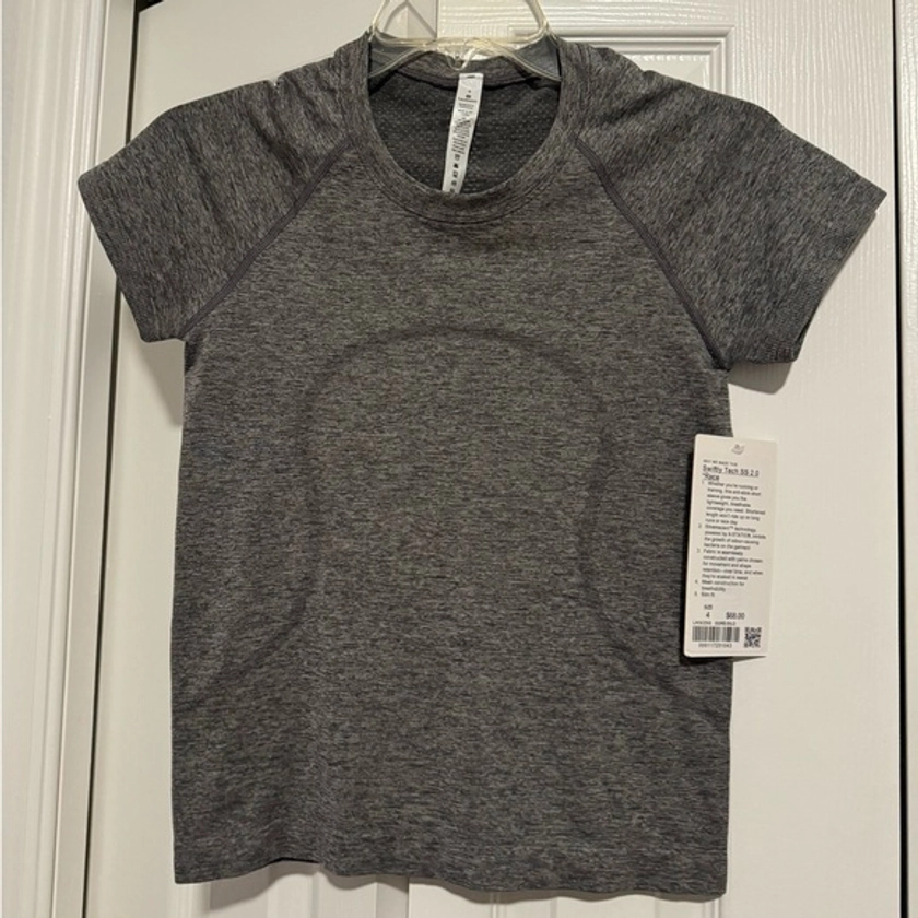 NWT lululemon swiftly short sleeve