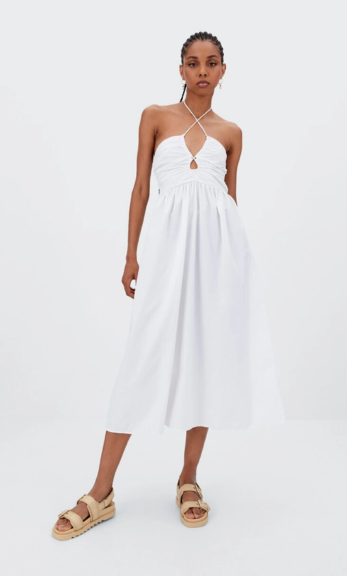 Robe midi en popeline décolleté découpé - Mode femme | Stradivarius France