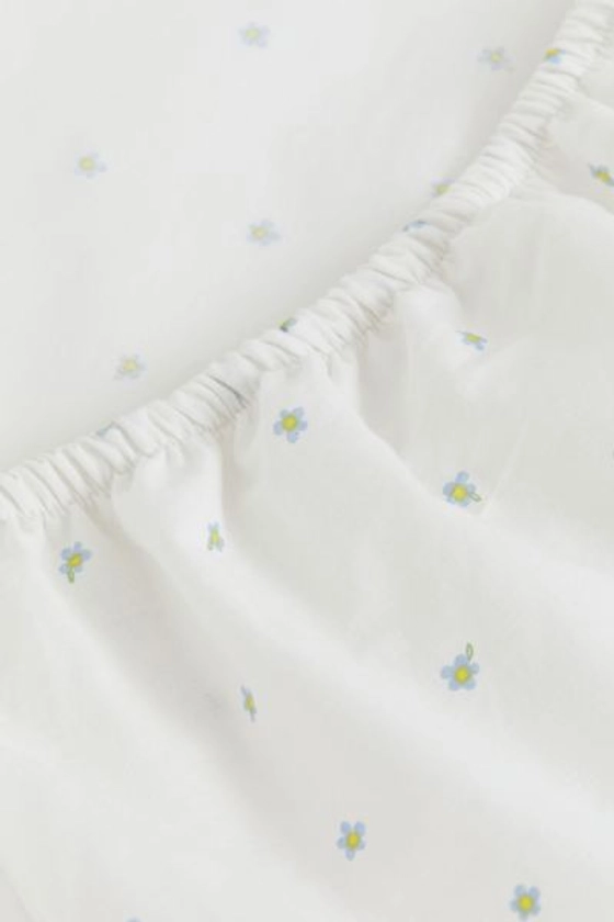 Patterned cotton fitted sheet - White/Rainbows - Home All | H&M GB