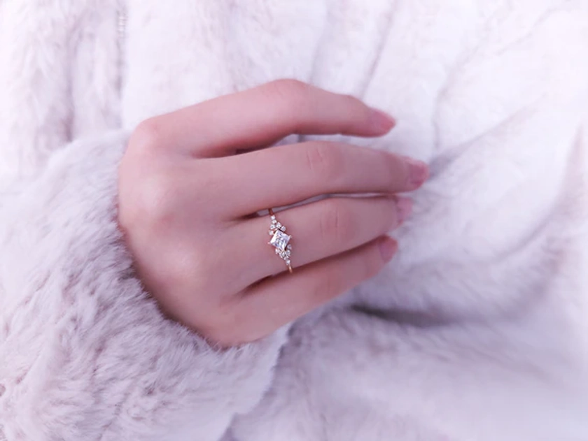 Bague solitaire en saphir blanc taille princesse, bague de promesse délicate en or 14 carats, bague de fiançailles diamants minimaliste, bijoux tendance, cadeau femme