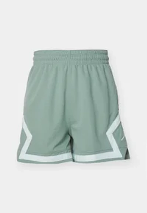 Jordan DIAMOND SHORT - Short de sport - jade smoke/barely green/vert - ZALANDO.FR