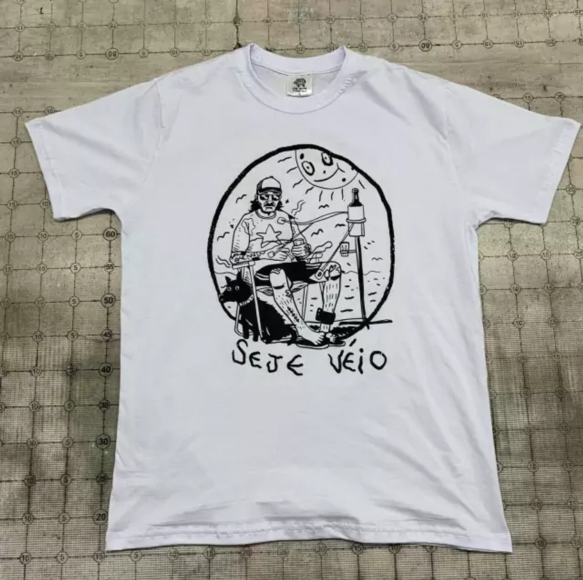 Camisa - SEJE VÉIO - Branca