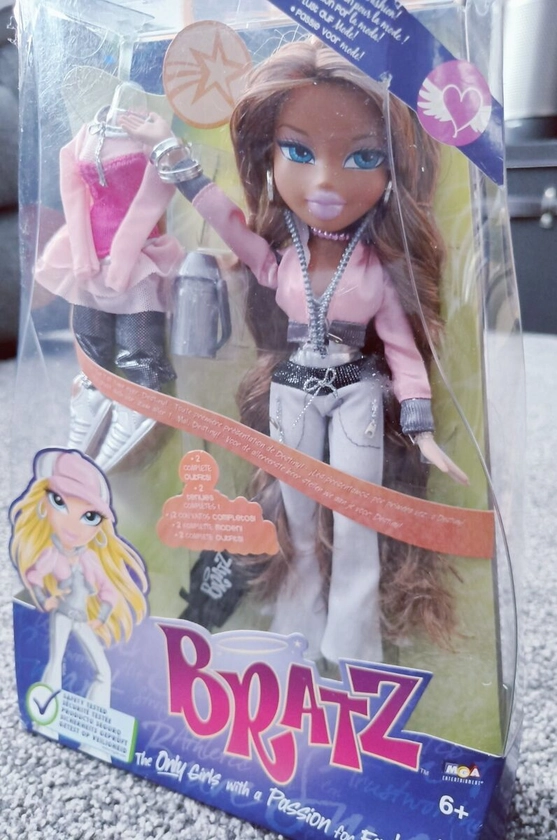 Bratz Doll Passion 4 Fashion Destiny - Brand New In Box - Rare