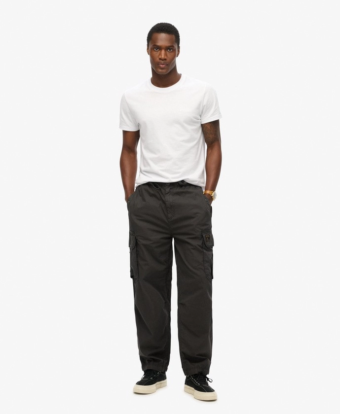 Mens - Baggy Parachute Pants in Blackboard | Superdry UK