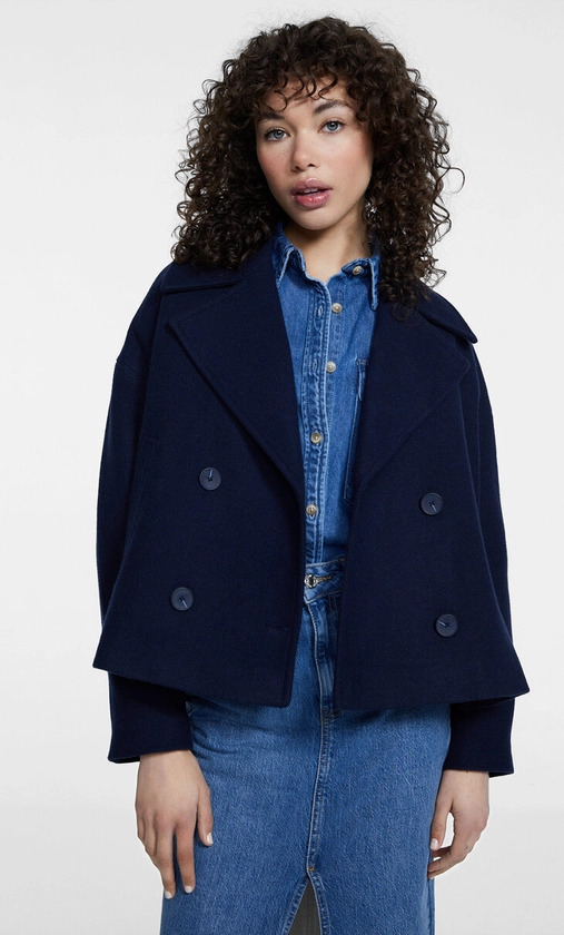 Manteau court en laine mélangée - Mode femme | Stradivarius France