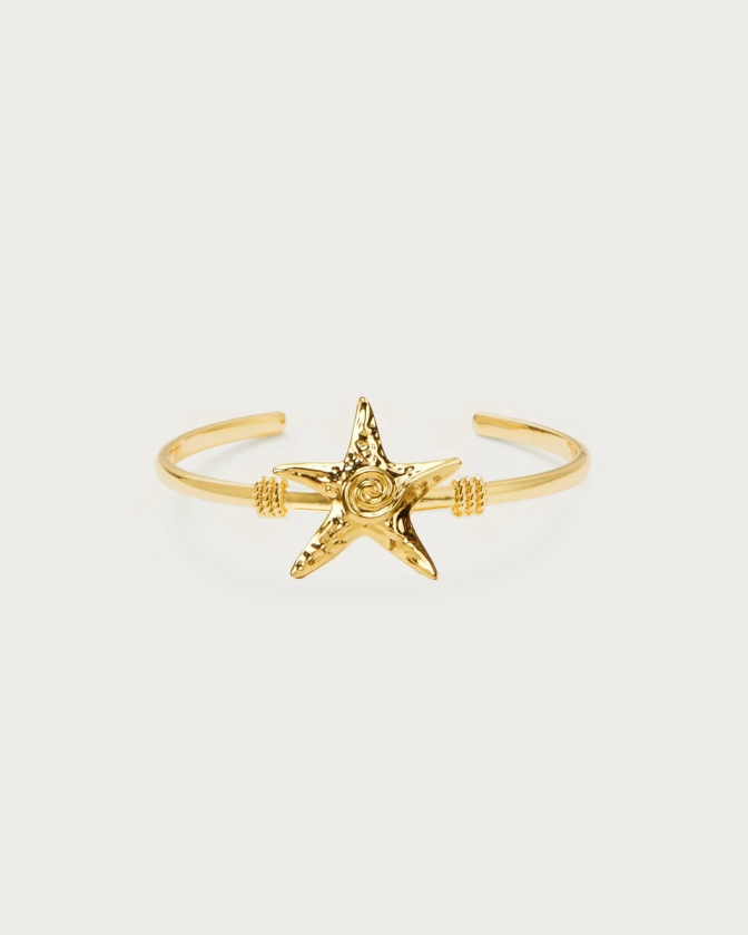 Gold Starfish Bangle | en route jewelry | en route jewelry