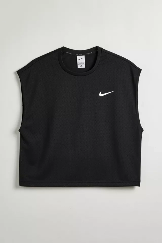 Nike UO Exclusive Cropped Swim Shirt