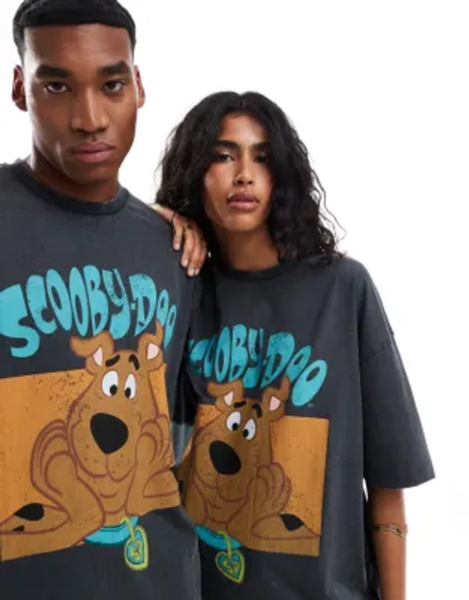 ASOS DESIGN - T-shirt unisexe oversize avec imprimé Scooby Doo sous licence - Gris délavé