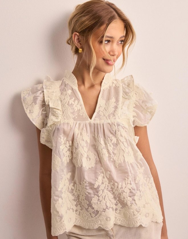 Buy Neo Noir Jayla Big Embroidery Top - Off White | Nelly.com