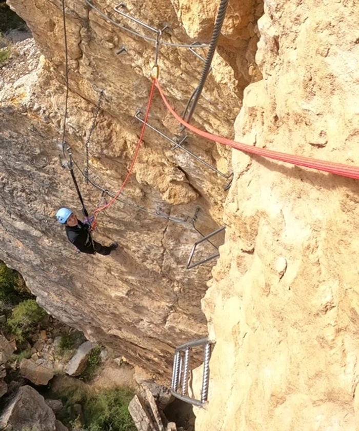 Vías Ferrata Nivel avanzado | Guías del Montsec