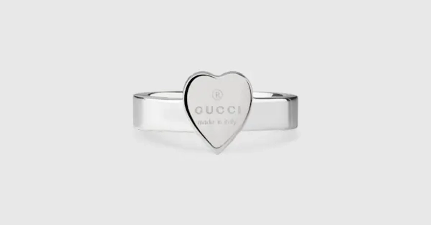 Gucci Trademark ring with heart pendant